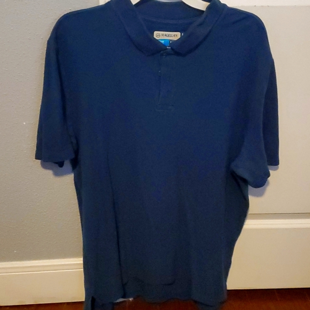 Magellan Large Blue collared shirt